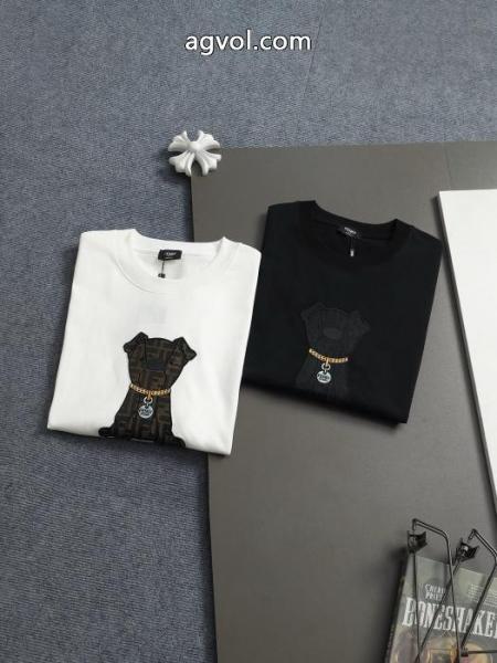 最新の秋冬アイテム 待望の再販売 ストリートの王道！フェンディシャツコピー ブランド 販売.. 5 