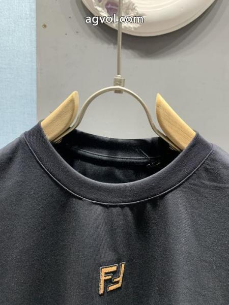 HOT新作登場 首胸ロゴ   激安大特価定番人気ブランド コピー ショップ半袖TFENDI. 5 