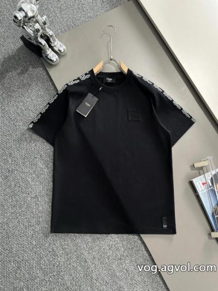 女性らしい!人気 最新で一目惚れ 贈り物に2026年度ブランド コピーTシャツFENDI 0 