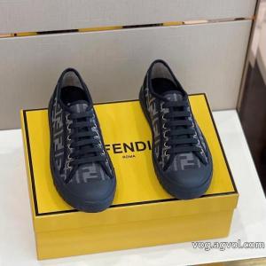 フェンディスーパー コピー 品    スニーカー綺麗！海外セレブ風! 完売再入荷   大人の個性を。 ..