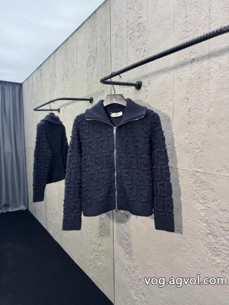 セーターブランド コピー 販売優等品 定番が欲しい方 大胆なスリット上品FENDI. 0 
