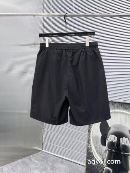 日本完売 最旬アイテム 在庫売りつくしブランド アクセサリー 激安 スラックスFENDI. 3
