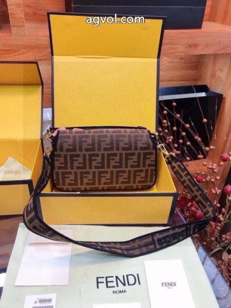 バッグ販売通販 高評価アイテム 激レア商品スーパー コピー 安心FENDI 5 