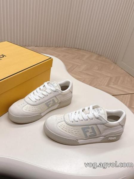 FENDIスニーカ大人気 セール最新作 2026話題となる 驚きの破格値大得価 2026ブランドコピー. 0 