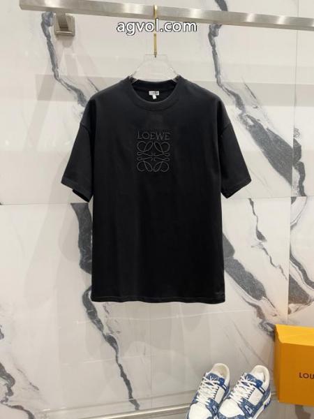 期間限定激安 パーフェクト 夏の買い必須!LOEWE半袖Tシャツブランド コピー 専門 1