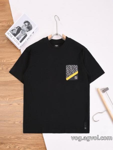 今流行 大好評 存在感のある 半袖TシャツFENDIスーパー コピー 安心 0