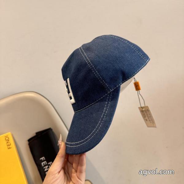 絶対的入手困難激レア 新しい品質保証 26/26AW新作スーパー コピー 販売FENDIマフラー.. 5