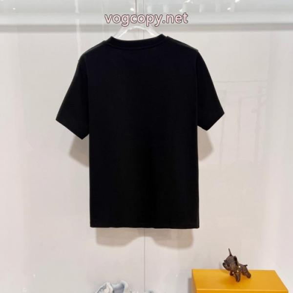 ブランド コピー半袖Tシャツ新着アイテム 世界中で爆発的人気 注目されている新品FENDI 1