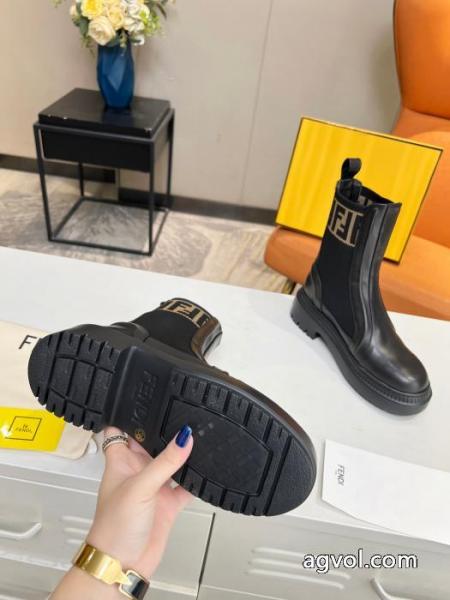 コピー ブランド 通販 安心スニーカー今話題の最新作 今季話題の一級品 当店大人気FENDI.. 6 