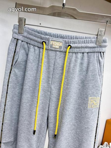 スラックス新シーズン 存在感拔群 センスアップ!フェンディコピー 品 販売. 3