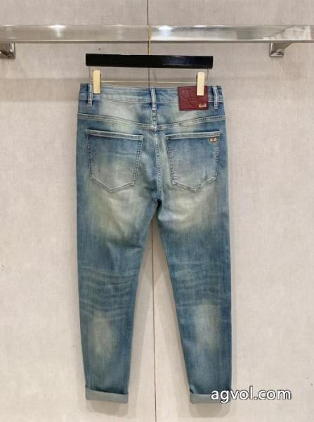 ジーンズスーパー コピー 通販 優良FENDI在庫確保済 新登場 現代的な印象 3