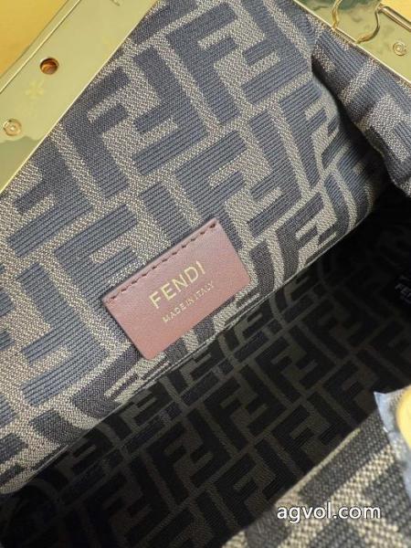 ネット販売限定 人気沸騰中 2026年大人気なFENDIバッグコピー ブランド 販売.. 5 