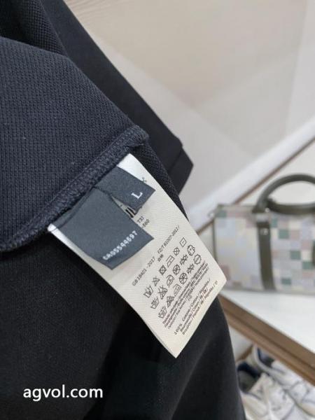 シャツスーパー コピー 品有名人の愛用品 1つは持ちたい 存在感のある FENDI.. 5