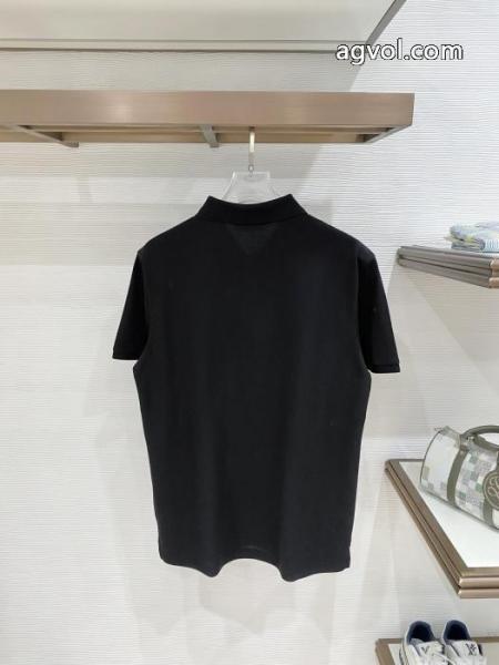 シャツスーパー コピー 品有名人の愛用品 1つは持ちたい 存在感のある FENDI.. 6