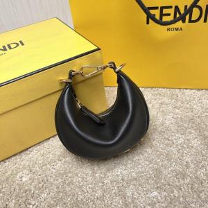 FENDI大人気ブランド 狙い目 見つけてほしい一品バッグコピー ブランド 優良..