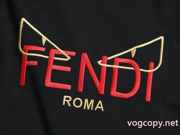 Newアイテム 世界中で爆発的人気 ユニークなデザインFENDI偽物 通販半袖Tシャツ 5