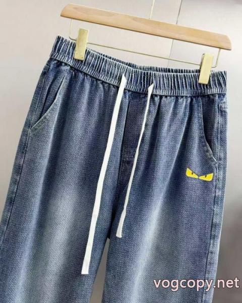 大人気売切続出! 数量限定安い 定番人気商品FENDI偽物 ブランド 激安ジーンズ 5