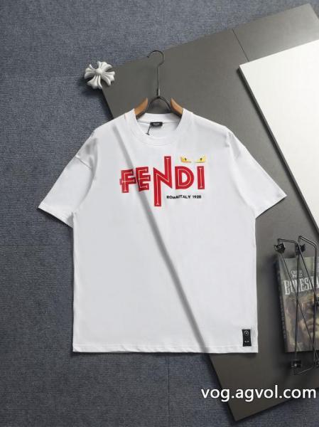 超激得安い 完売必須 限定SALE 新作限定華やかキュートブランド 偽物 激安FENDI半袖Tシャツ 0