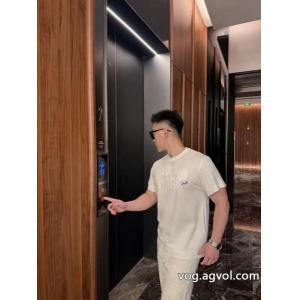 半袖Tシャツ数量限定特別価格 2026年限定新作 最近人気一番ブランド 激安フェンディ