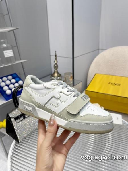 スニーカー人気アイテムお早めに 新着品 モード感の高い2026のスタイルブランド スーパー コピー 優良店フェンディ. 0