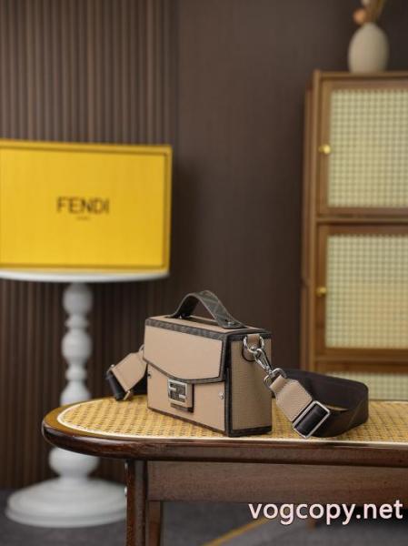 今年買い足したい! 一目惚れした 新品本物FENDIスーパー コピー 通販バッグ. 2