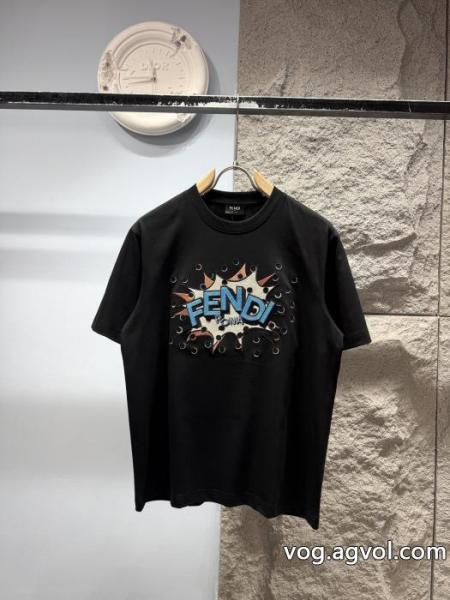 FENDIコピー 品 ブランド今季はトップスにおすすめ 最新作正規品 入手困難 超安値 半袖T. 0 