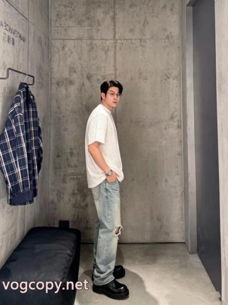 FENDI半袖Tシャツ最新作防热性 今季大注目 2026限定色や海外限定コピー ブランド 通販 5