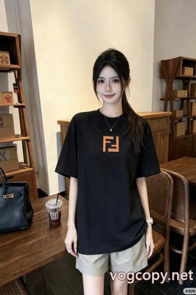半袖TシャツFENDI偽物 ブランド ショップ毎日安い値ブランド新作 最前線2026 新着エレガント 4
