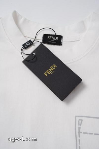 偽 ブランド半袖Tシャツ早い者勝ち 知的セクシースタイル 今年度最新限定FENDI 2