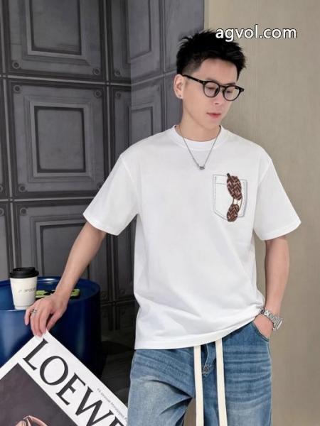 偽 ブランド半袖Tシャツ早い者勝ち 知的セクシースタイル 今年度最新限定FENDI 4