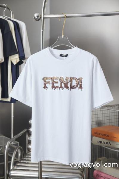 超人気モデル入荷 定番素敵 2026夏到来新作半袖Tシャツブランド コピー  FENDI 0 