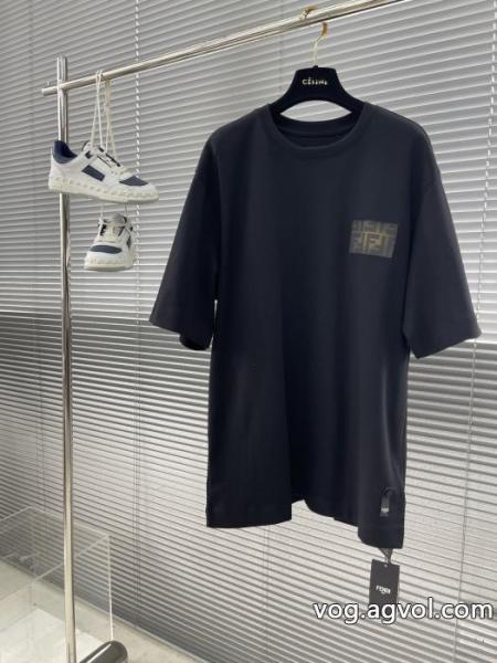 FENDI使い勝手のいい 高級感ある 独特な半袖Tシャツブランド コピー 販売 店 0 