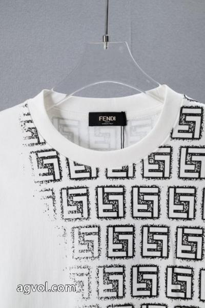半袖Tシャツ限定コレクション 最旬アイテム 数量限定セールFENDIブランド コピー バック 5 