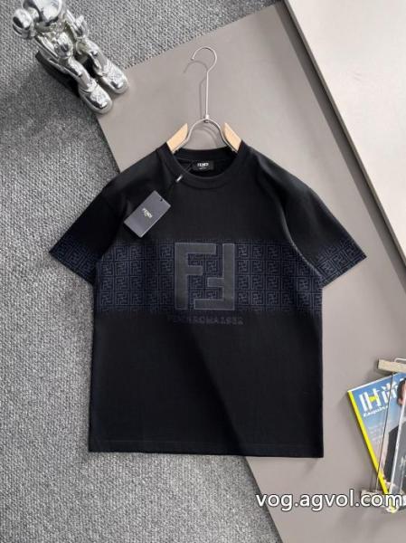 スーパー コピー ブランドFENDI半袖Tシャツ甘過ぎず大人な印象に 限定大特価 今季新作 0 