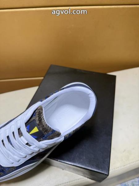 スニーカーフェンディ多様なシーンで大活躍 先行入荷 爆買い正規品偽 ブランド.. 6 