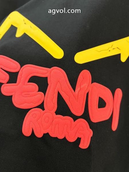 FENDIブランド スーパー コピー 半袖T通勤の定番 国内在庫即納可能  コスパ最高のプライス. 6 