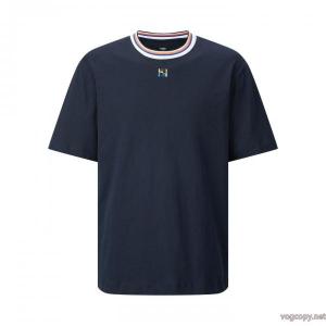 FENDI半袖Tシャツ偽物 通販着心地に 最新入荷260%新品 大人気カラー入荷！