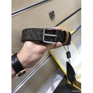 ベルトスーパー ブランド コピーFENDI個性的な美品 国内即発送込 デザイン性の高い.