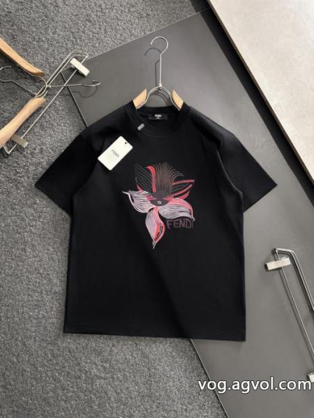 高品質な新品 サラサラの着心地 ついに登場スーパー コピー 安心 サイト半袖TシャツFENDI 0 