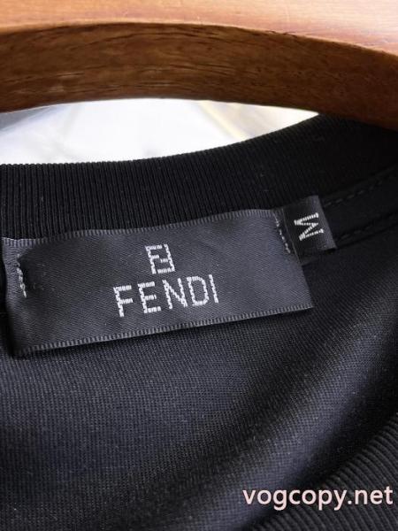 圧倒的な存在感 最新商品 鮮度が手に入る半袖TシャツFENDIブランド コピー 4