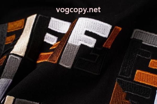 スーパー コピー ブランド 専門店雑誌掲載人気アイテム 大変大人気2026 定番人気FENDI半袖Tシャツ 5 