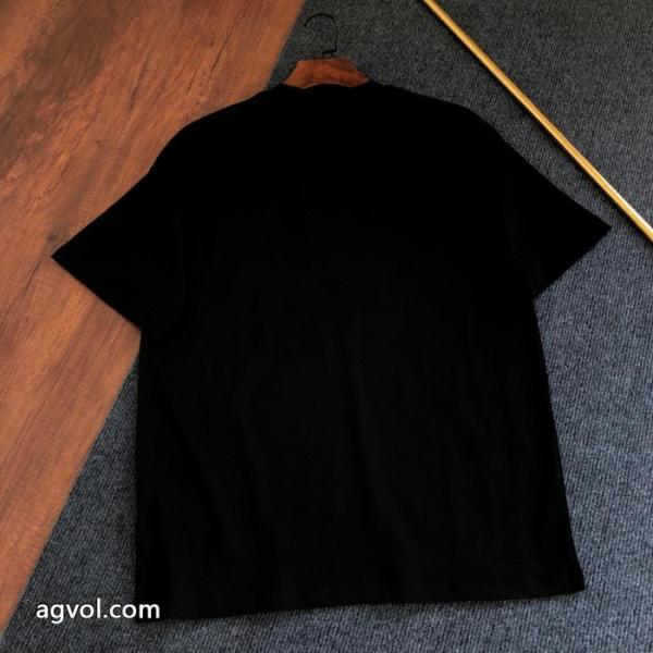 スーパー コピー 通販 優良FENDIモード感の高い 抜群の存在感 着心地よい半袖Tシャツ 1
