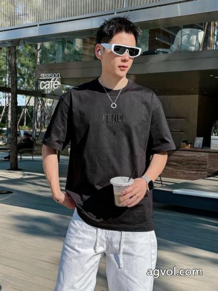 ブランド コピー 通販FENDI楽天最安値に挑戦 男女通用 大好評半袖Tシャツ 3
