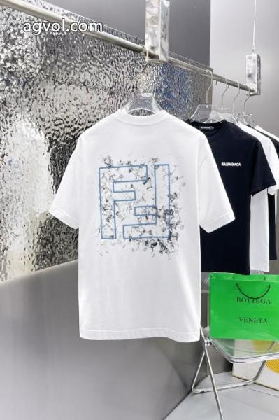 定番素敵 手触りがいい 色豊富激安 ブランド 通販FENDI半袖Tシャツ 1