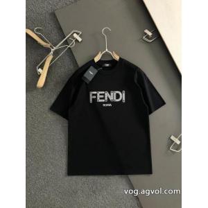 ブランド コピー 優良店FENDI半袖Tシャツ格安！     最新作期間限定セール 低単価で挑戦しやすく