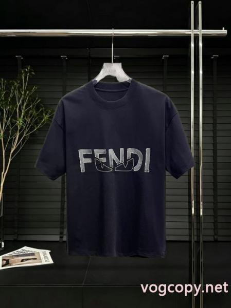 おしゃれ上級者に着 今季爆発的な人気定番商品 ファッションの最先端!通販 ブランド半袖TシャツFENDI 2