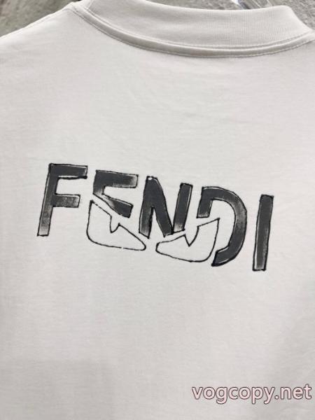 おしゃれ上級者に着 今季爆発的な人気定番商品 ファッションの最先端!通販 ブランド半袖TシャツFENDI 1