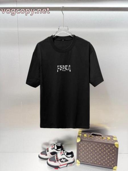 不動の人気商品 男女通用 期間限定スーパー コピー 通販半袖TシャツFENDI 5 