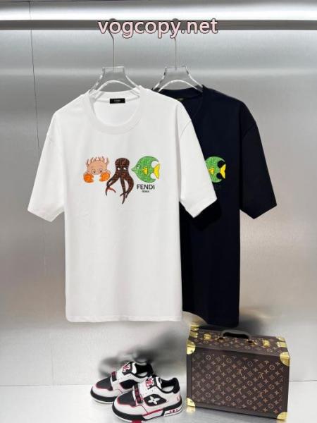 正規品保証 肌触りの着心地が良く 2026新作登場半袖Tシャツブランド アクセサリー 激安FENDI 3