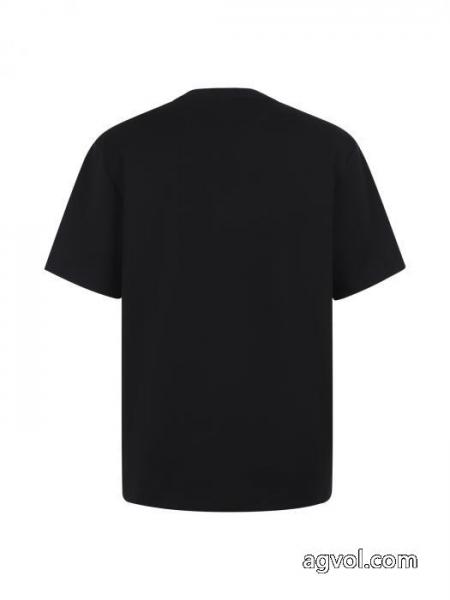 FENDI今季トレンドをうまく取り 超人気美品セール中 定番モデルTシャツ偽物 ブランド. 2